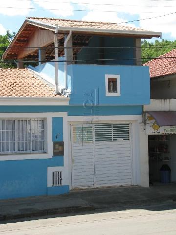 Alugar Casas / Padrão em Caconde. apenas R$ 550.000,00