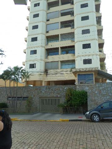 Alugar Apartamentos / Padrão em São José do Rio Pardo. apenas R$ 750.000,00