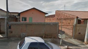Alugar Casas / Padrão em São José do Rio Pardo. apenas R$ 530,00